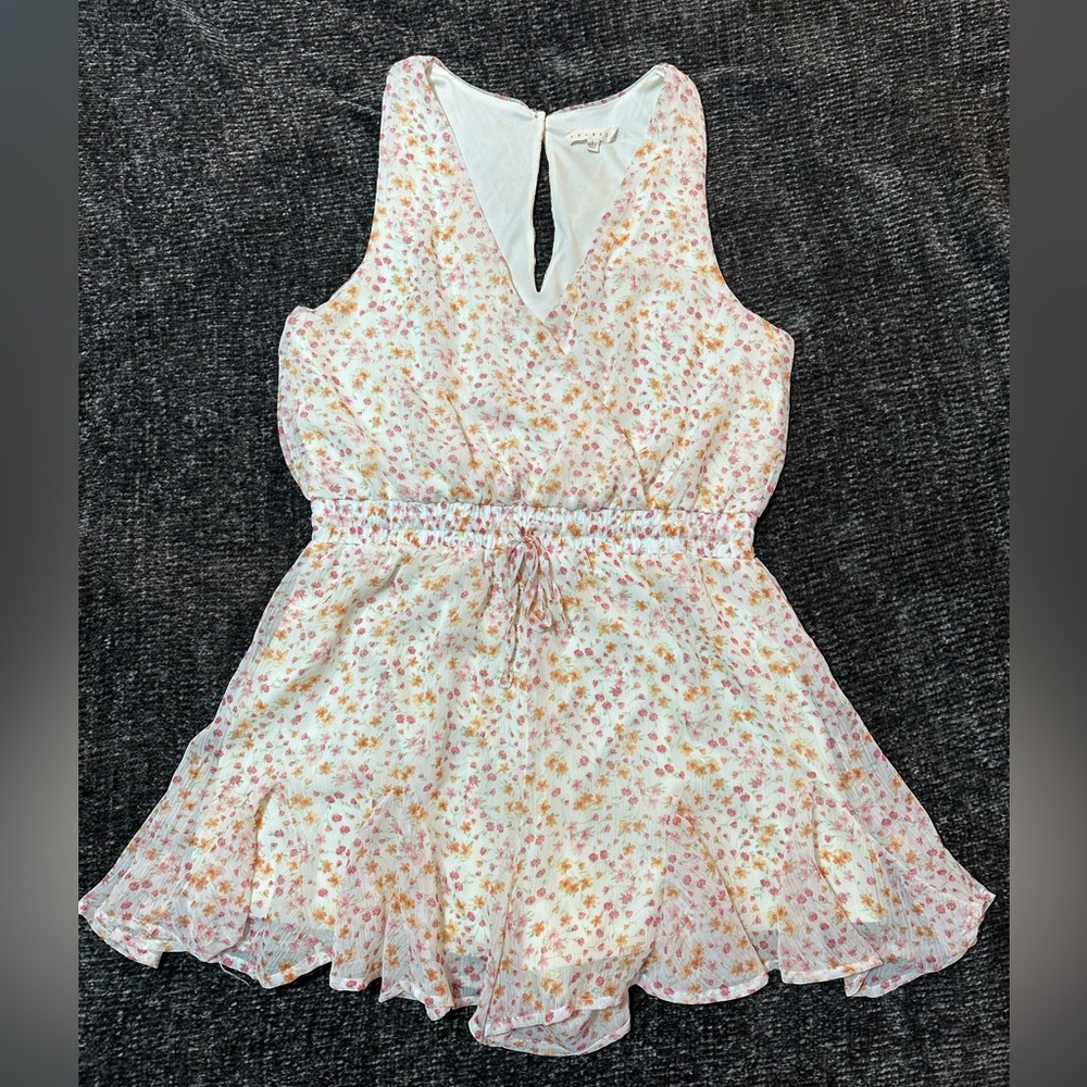 Off white/ Cream color Promesa floral romper